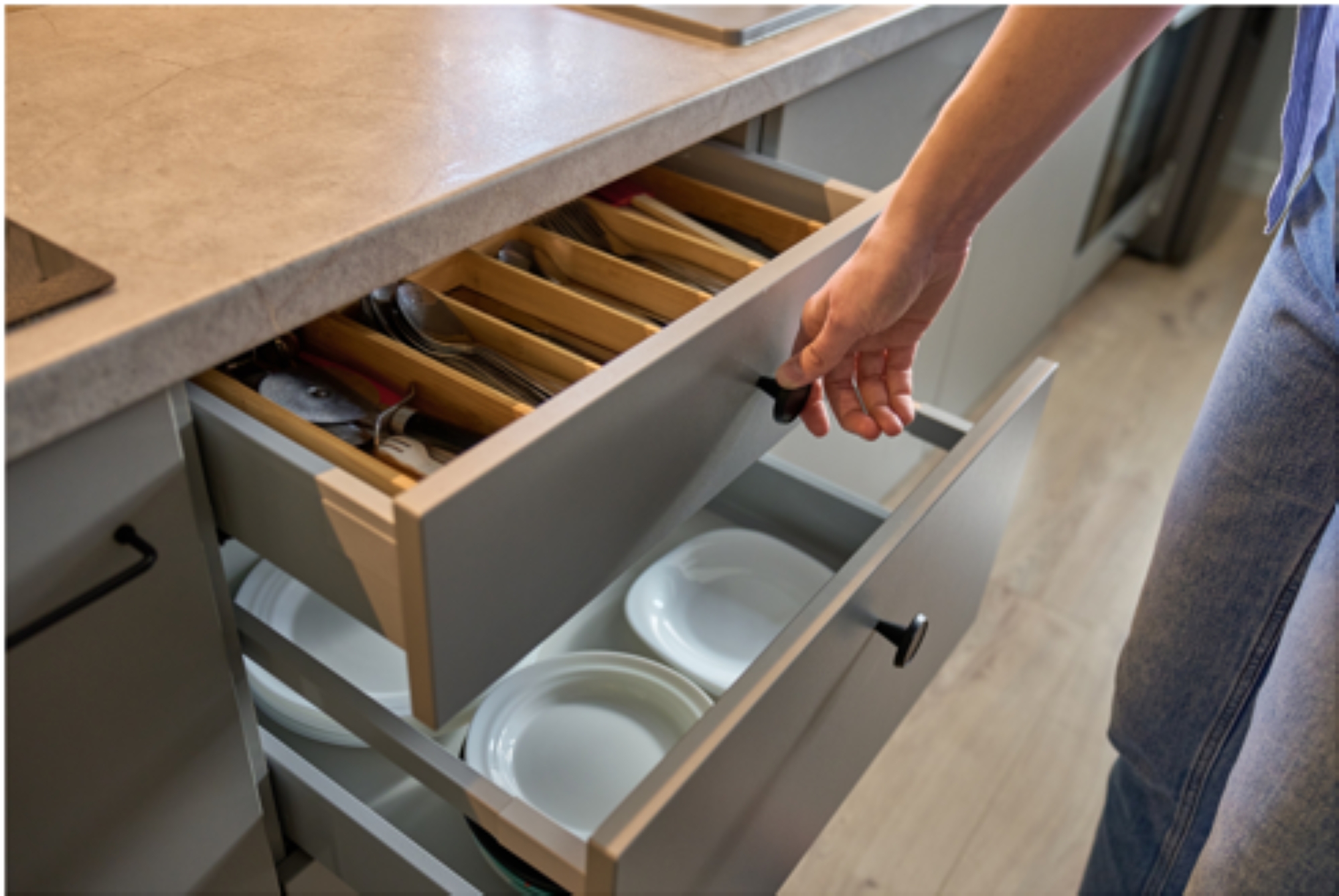 kitchen draws